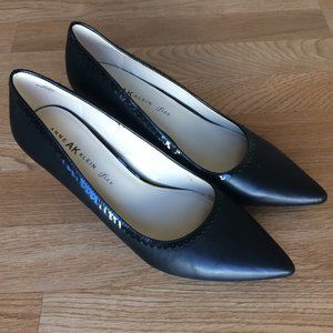 Anne Klein Barb iFlex Black Closed Toe Pump